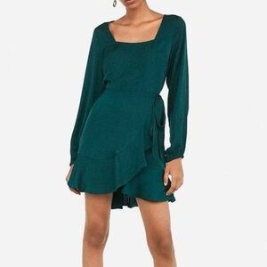 Express Square neck ruffle mini wrap dress - emerald green - size Large